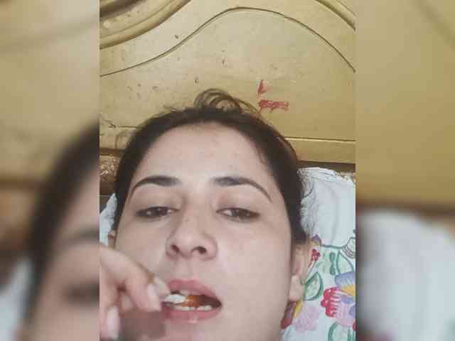 live sex cam Khadija3