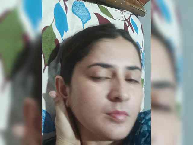 Khadija3 webcam