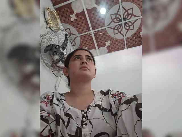 Khadija3 webcam