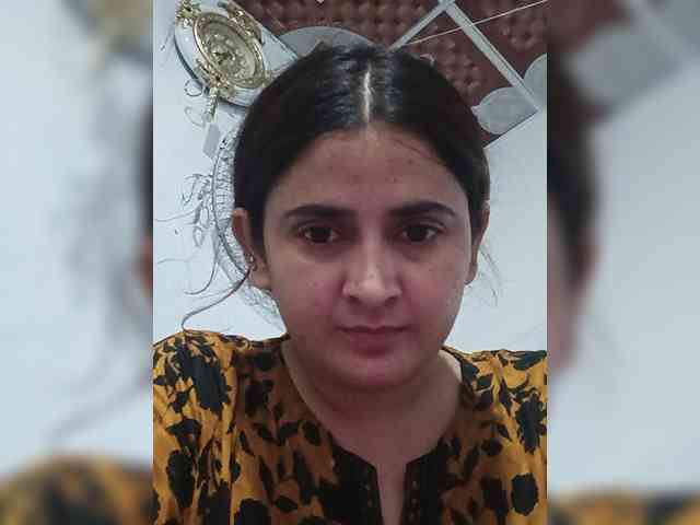 Khadija3 webcam