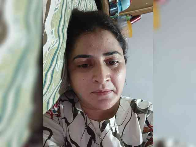 Khadija3 webcam