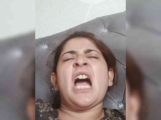 Khadija3 webcam