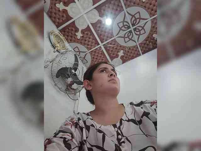 Khadija3 webcam