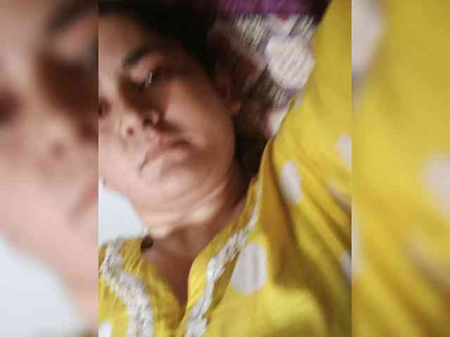 Khadija3 webcam