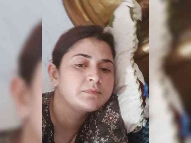 Khadija3 webcam