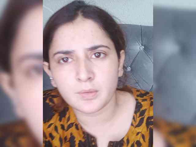 Model: Khadija3