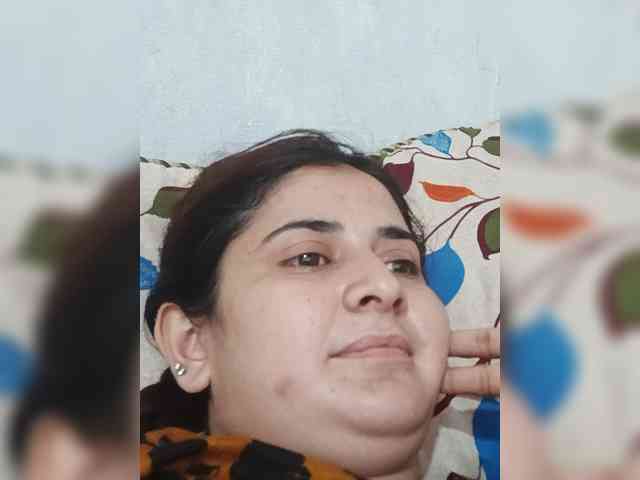 Khadija3 webcam