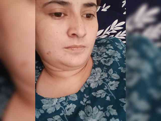 Modèle: Khadija3
