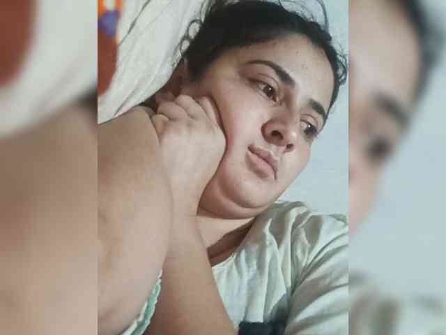 Khadija3 webcam