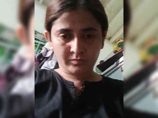 Khadija3 webcam