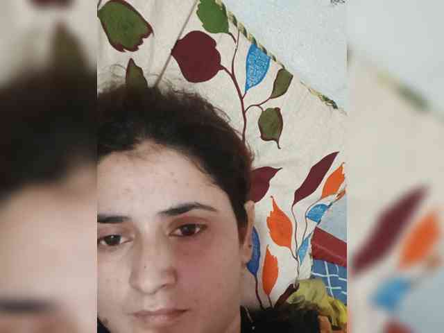 Khadija3 webcam