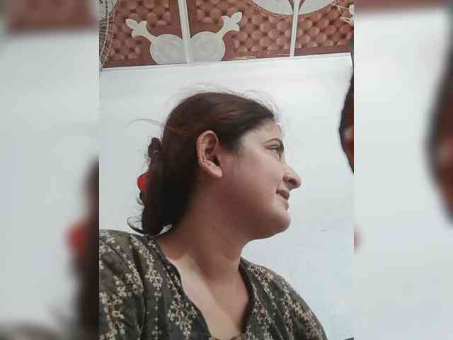 Khadija3 webcam