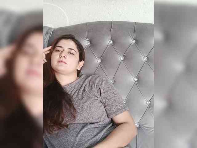 Khadija3 webcam