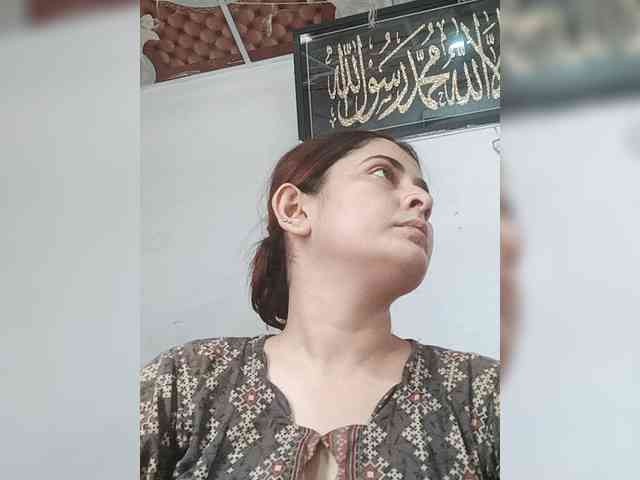 Khadija3 webcam
