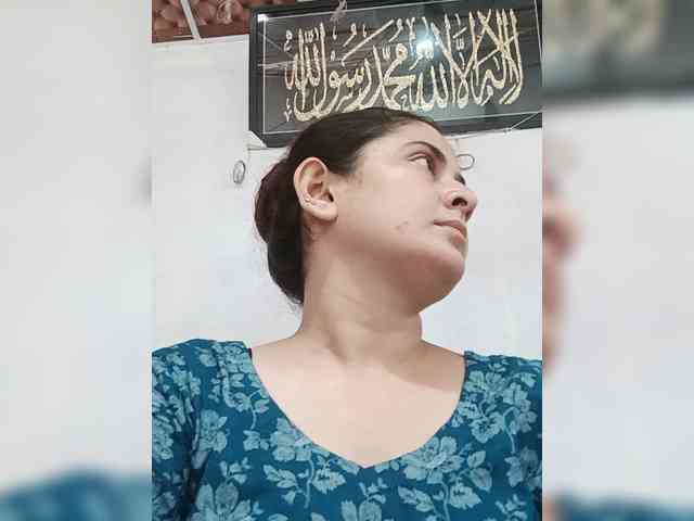 Modèle: Khadija3