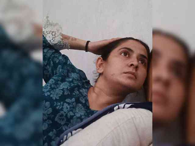 Khadija3 webcam