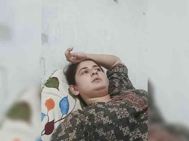Khadija3 webcam