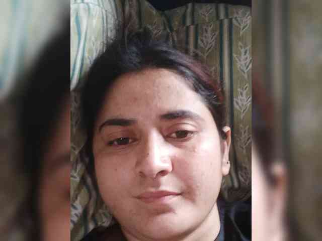 Khadija3 webcam