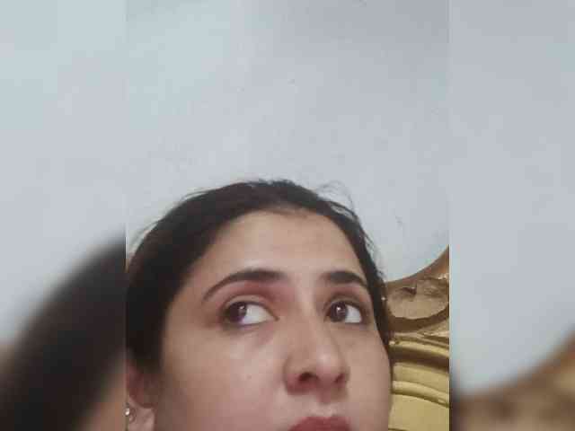 Khadija3 webcam