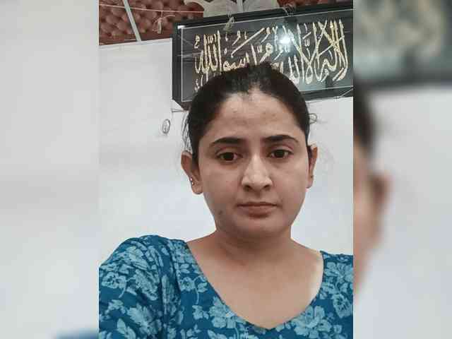live sex room Khadija3