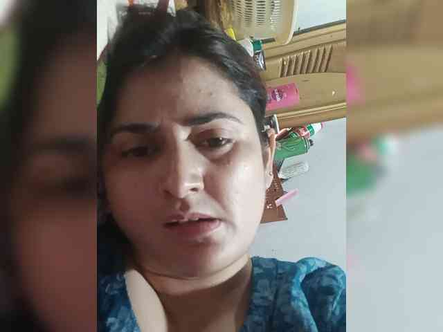 Khadija3 webcam