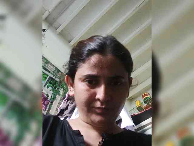 Khadija3 webcam