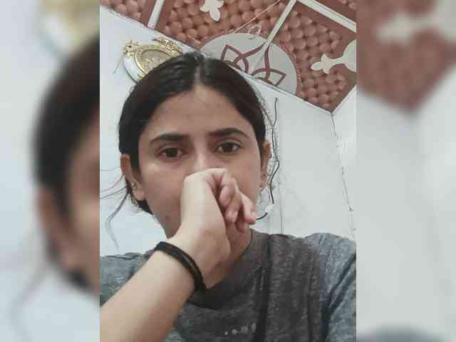 Khadija3 webcam