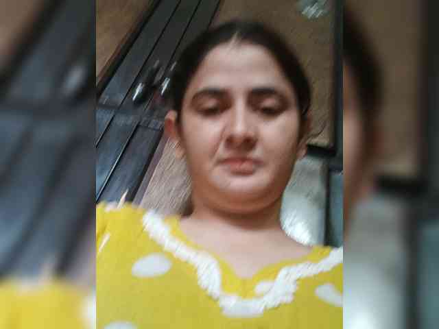 Khadija3 webcam
