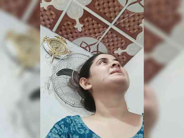 Khadija3 webcam