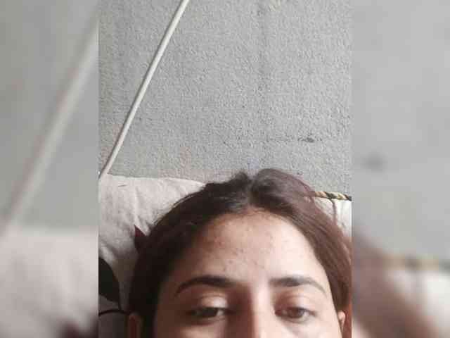 Khadija3 webcam