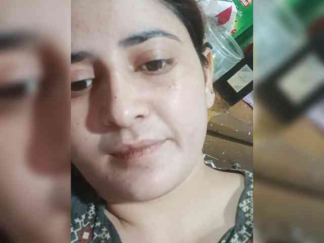 Khadija3 webcam