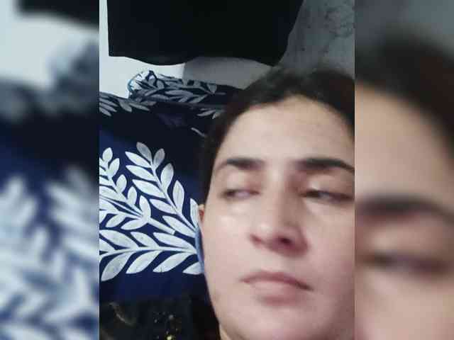 Khadija3 webcam