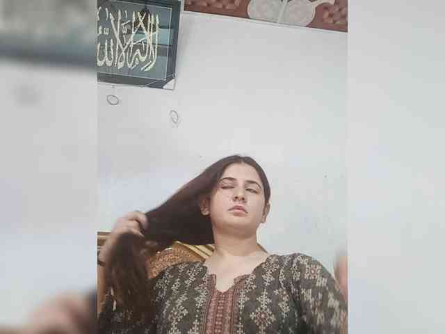 Khadija3 webcam