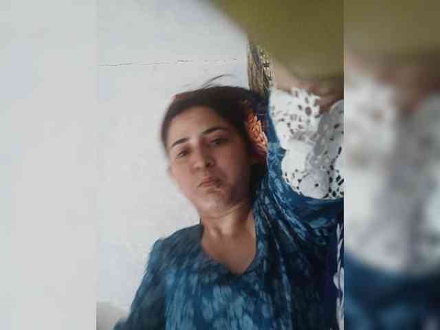 Model: Khadija3