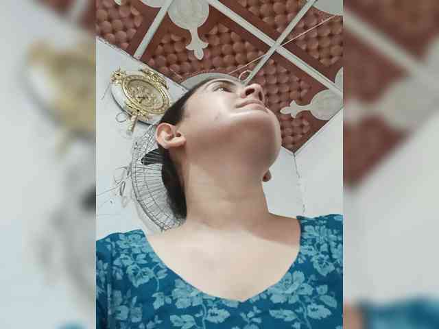 Khadija3 webcam
