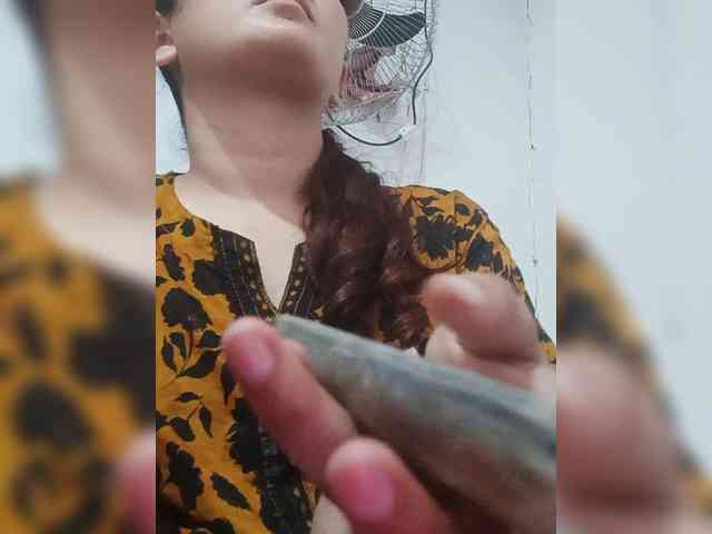 Model: Khadija3
