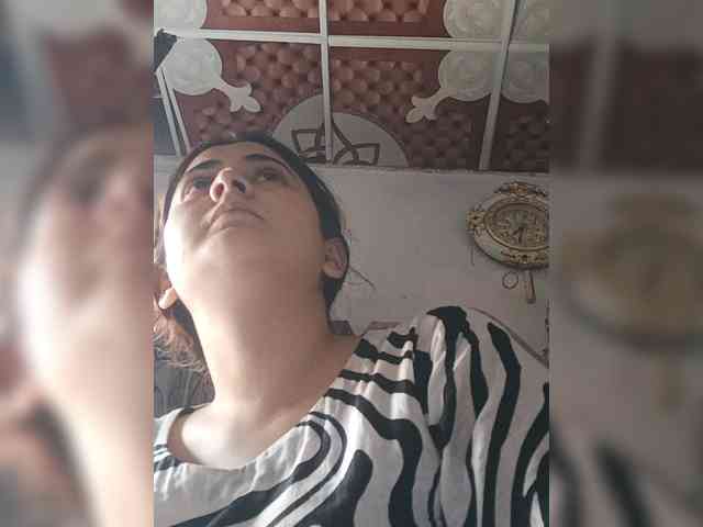 Khadija3 webcam