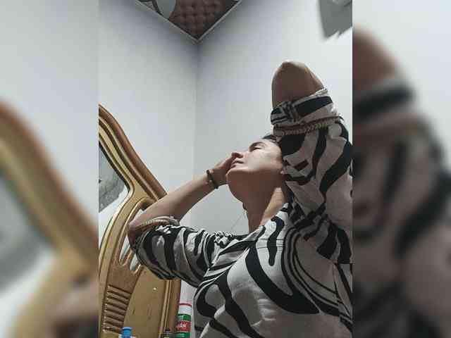 Khadija3 webcam