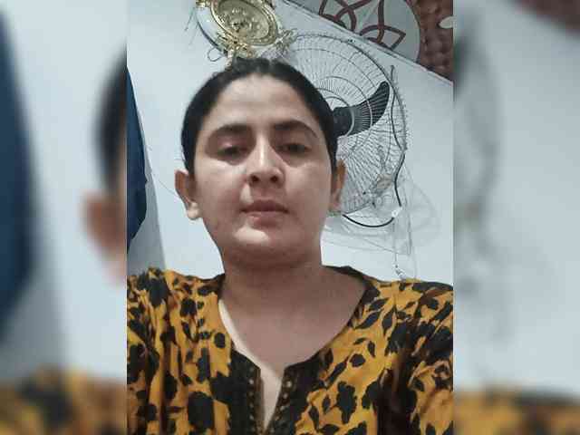 Khadija3 webcam