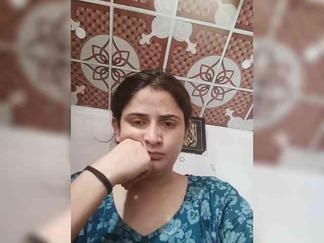 Model: Khadija3