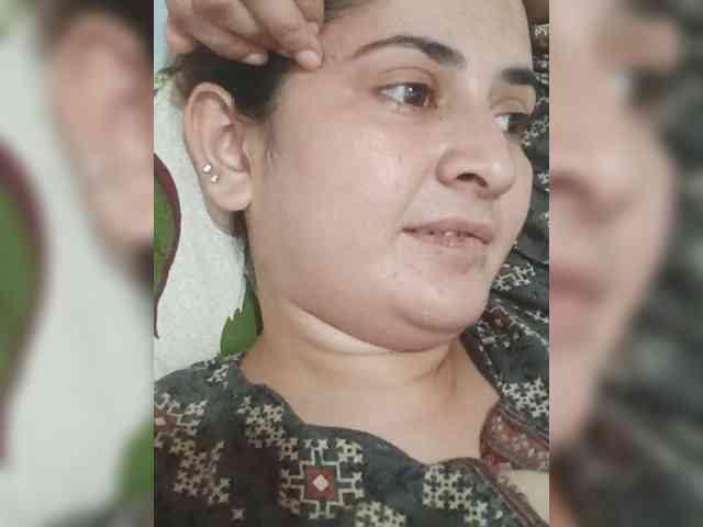 Khadija3 webcam