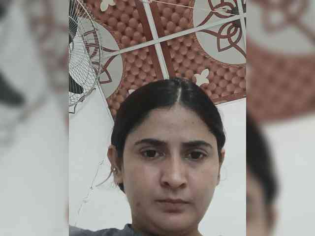 Khadija3 webcam