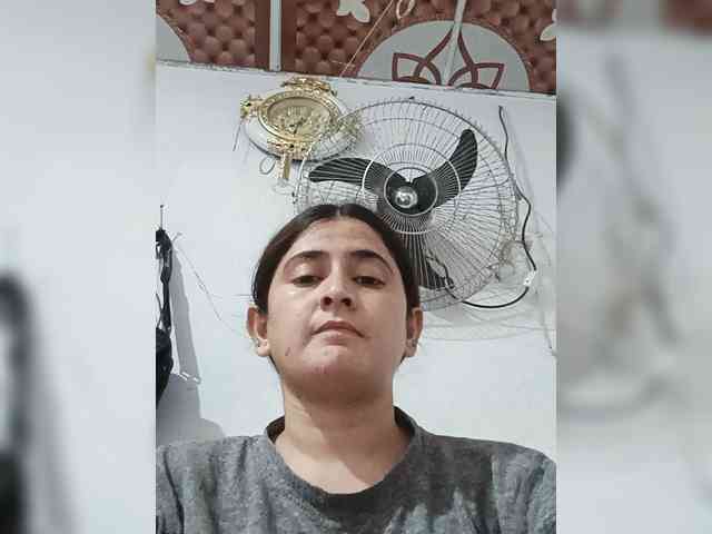 Khadija3 webcam