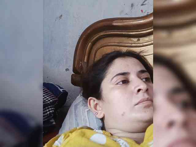 Khadija3 webcam