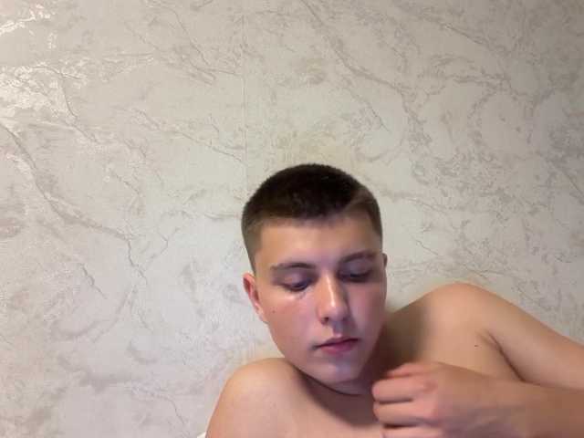 Kevinx444 live webcam show