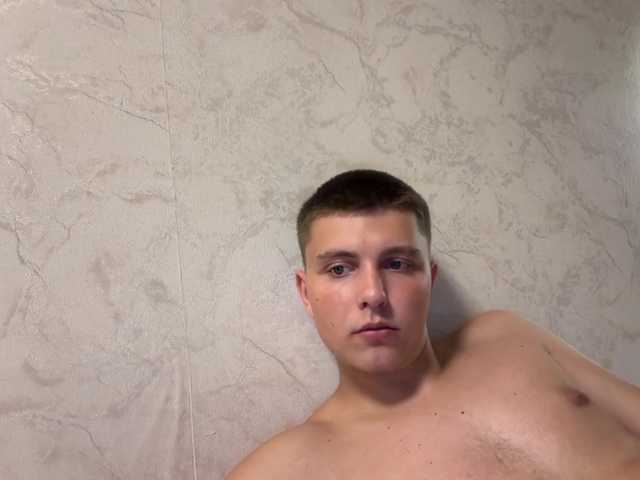 Kevinx444 live webcam show