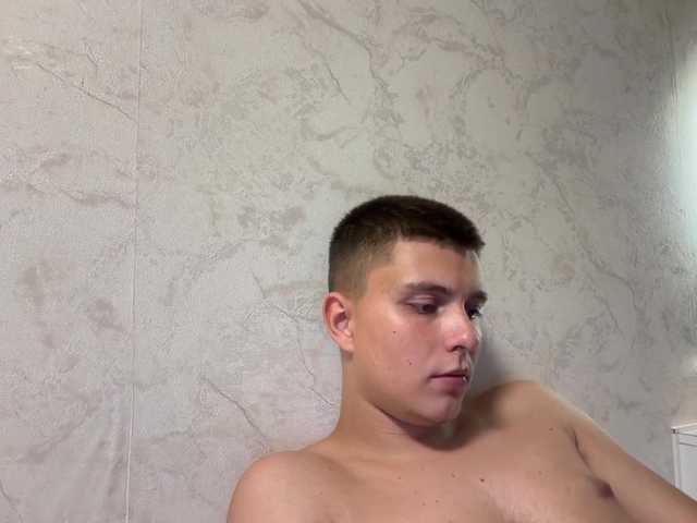 Kevinx444 live webcam show