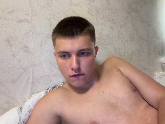 Kevinx444 live webcam show