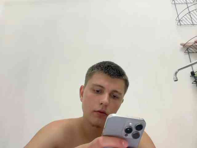 Kevinx444 Sex Cam Show