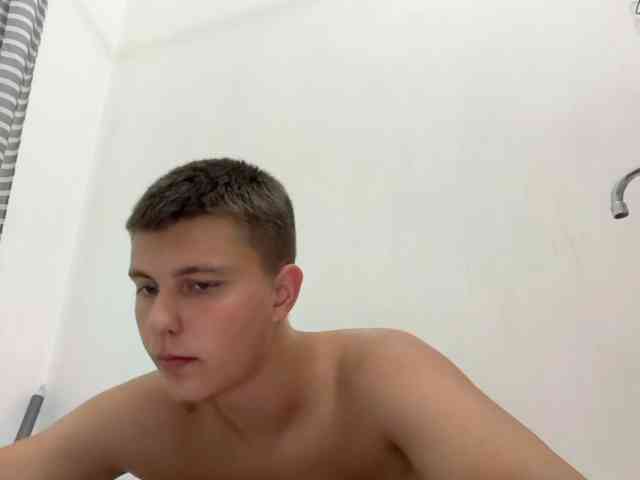 Kevinx444 Sex Cam Show